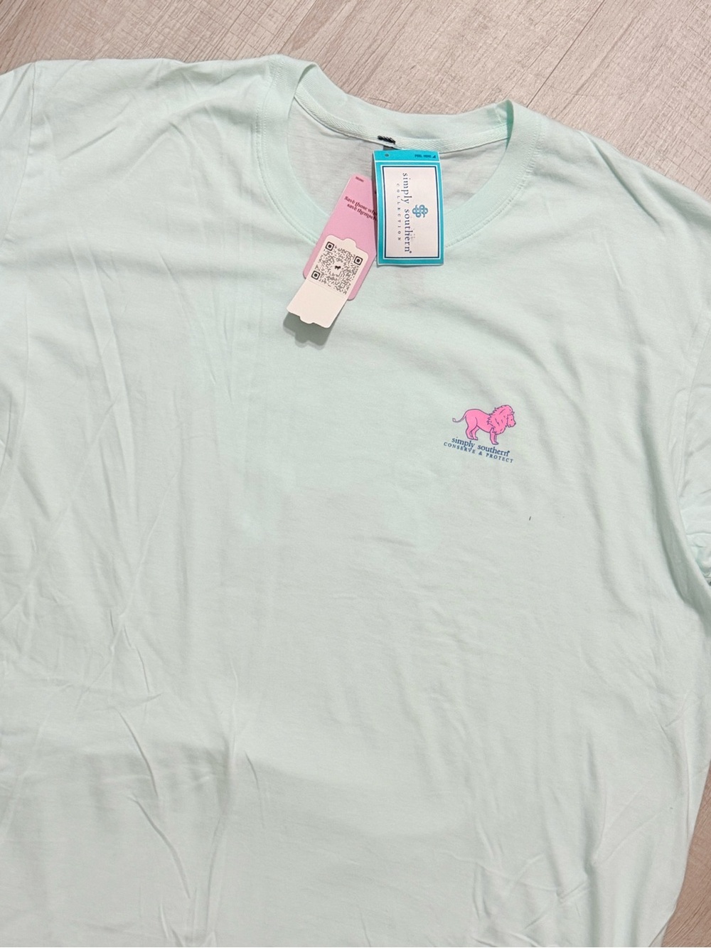 Women’s Mint Green Short-Sleeve Tee with Pink Lion Graphic